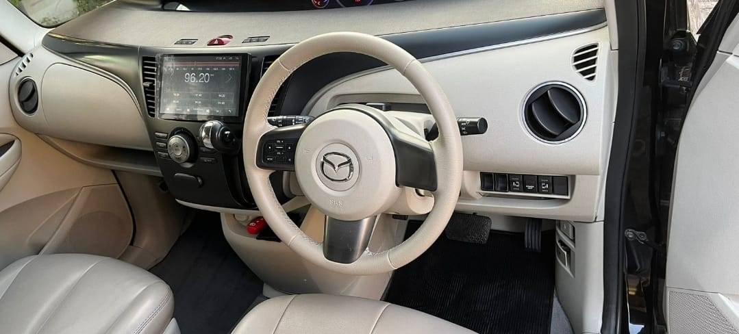 2012 Mazda Biante 2.0L AT 2012 Mazda Biante 2.0L AT