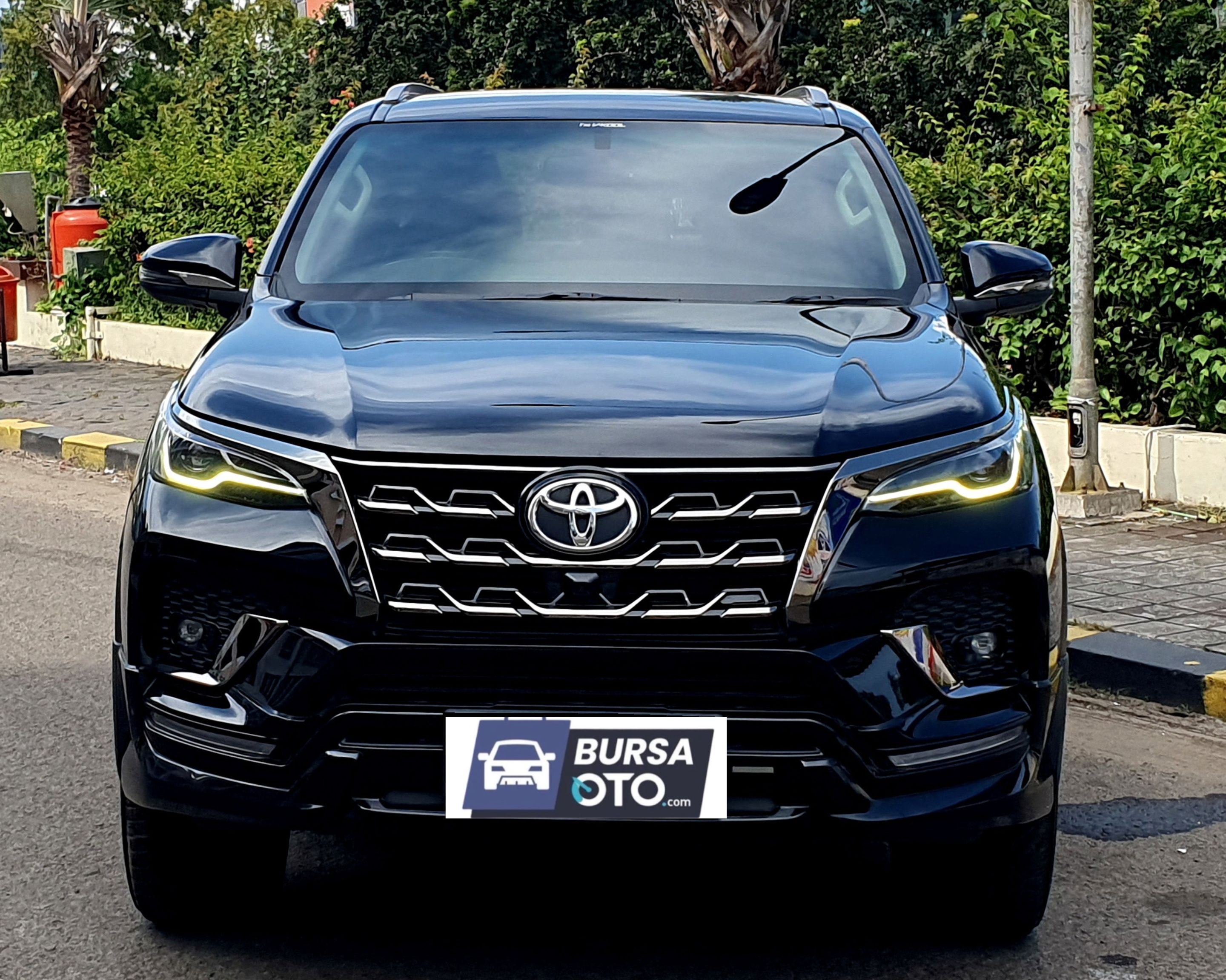 2022 Toyota Fortuner 2.4 GR Sport AT