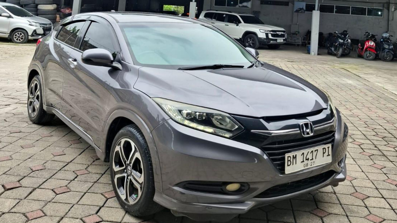 2017 Honda HRV  1.8 PRESTIGE TWOTONE 2017 Honda HRV  1.8 PRESTIGE TWOTONE