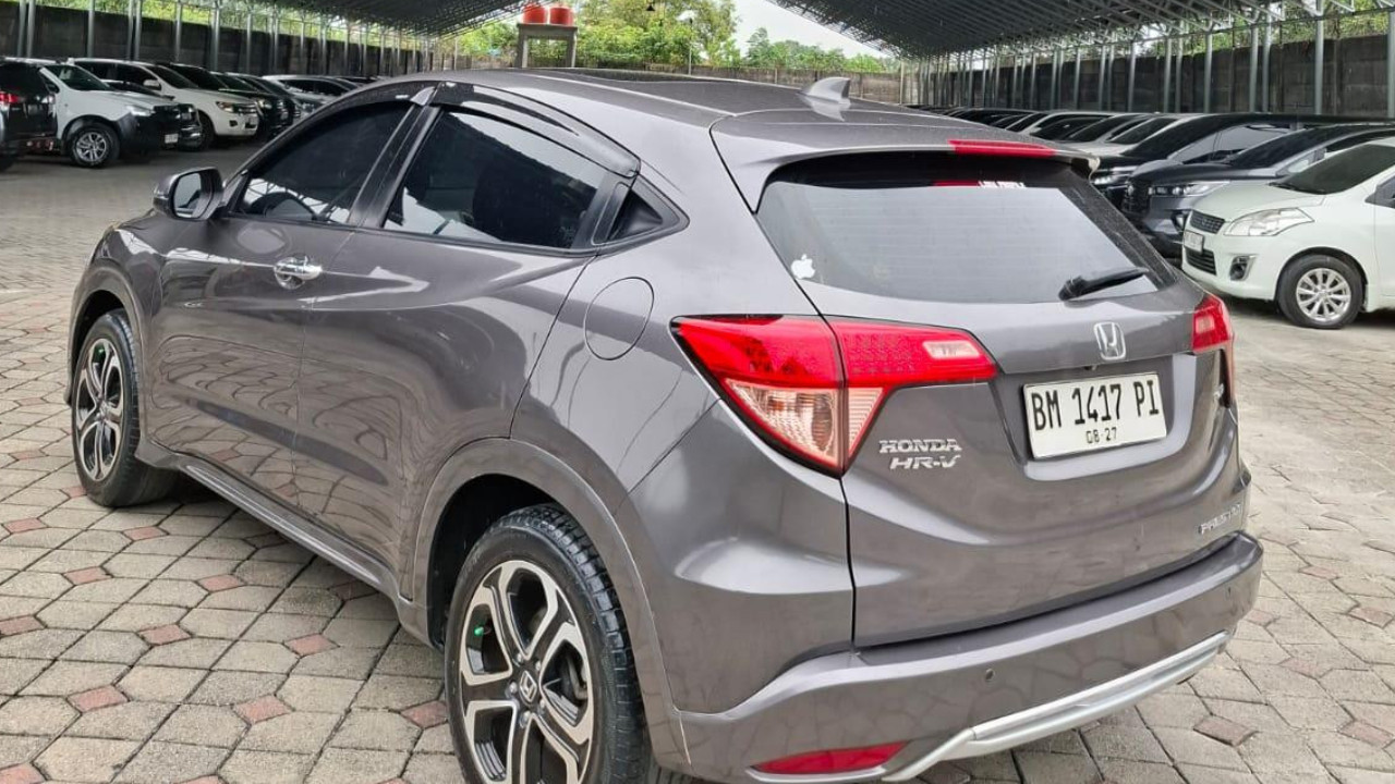 2017 Honda HRV  1.8 PRESTIGE TWOTONE 2017 Honda HRV  1.8 PRESTIGE TWOTONE