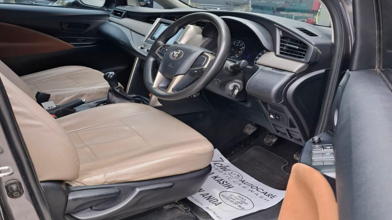 2017 Toyota Innova 2017 Toyota Innova
