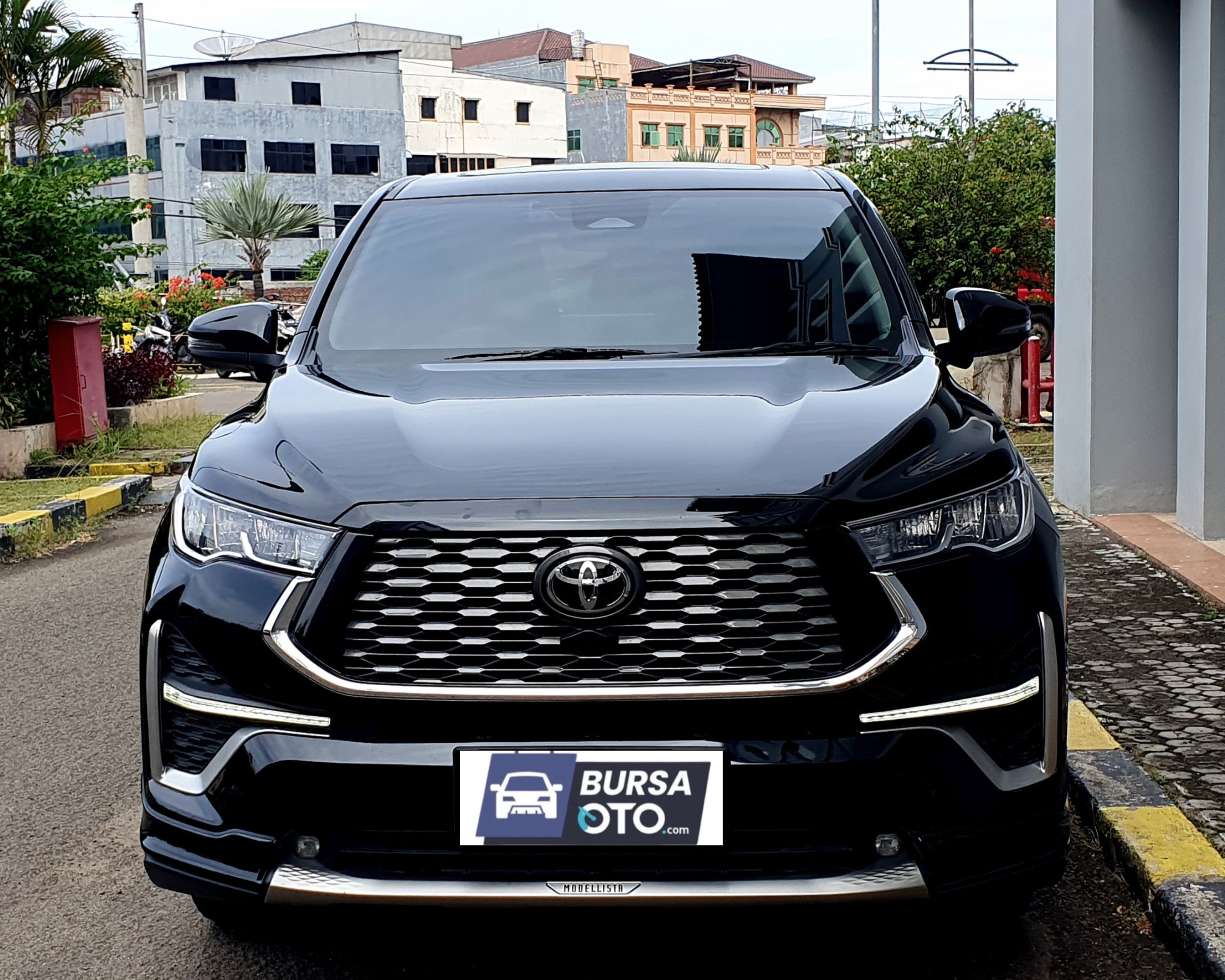 Second Hand 2024 Toyota Kijang Innova Zenix Hybrid EV Second Hand 2024 Toyota Kijang Innova Zenix Hybrid EV
