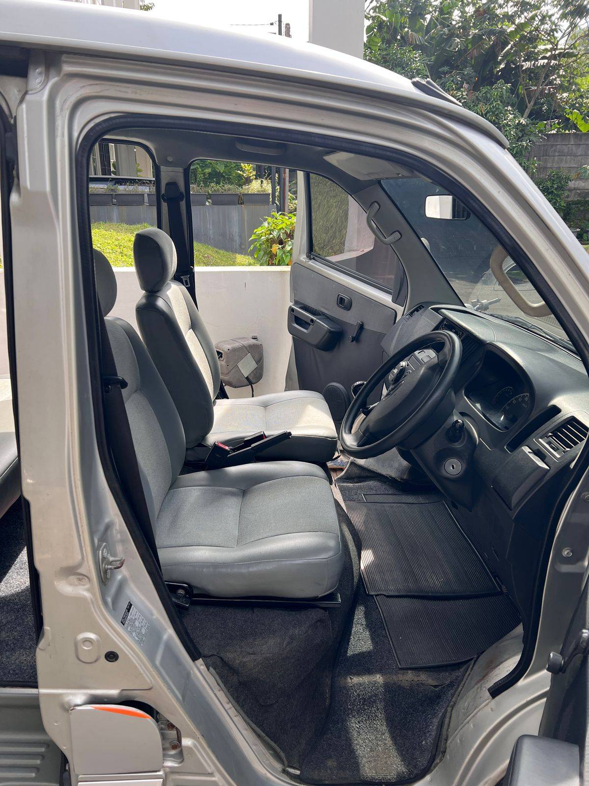 2012 Daihatsu Gran Max PU 1.3L D FAMILY 2012 Daihatsu Gran Max PU 1.3L D FAMILY