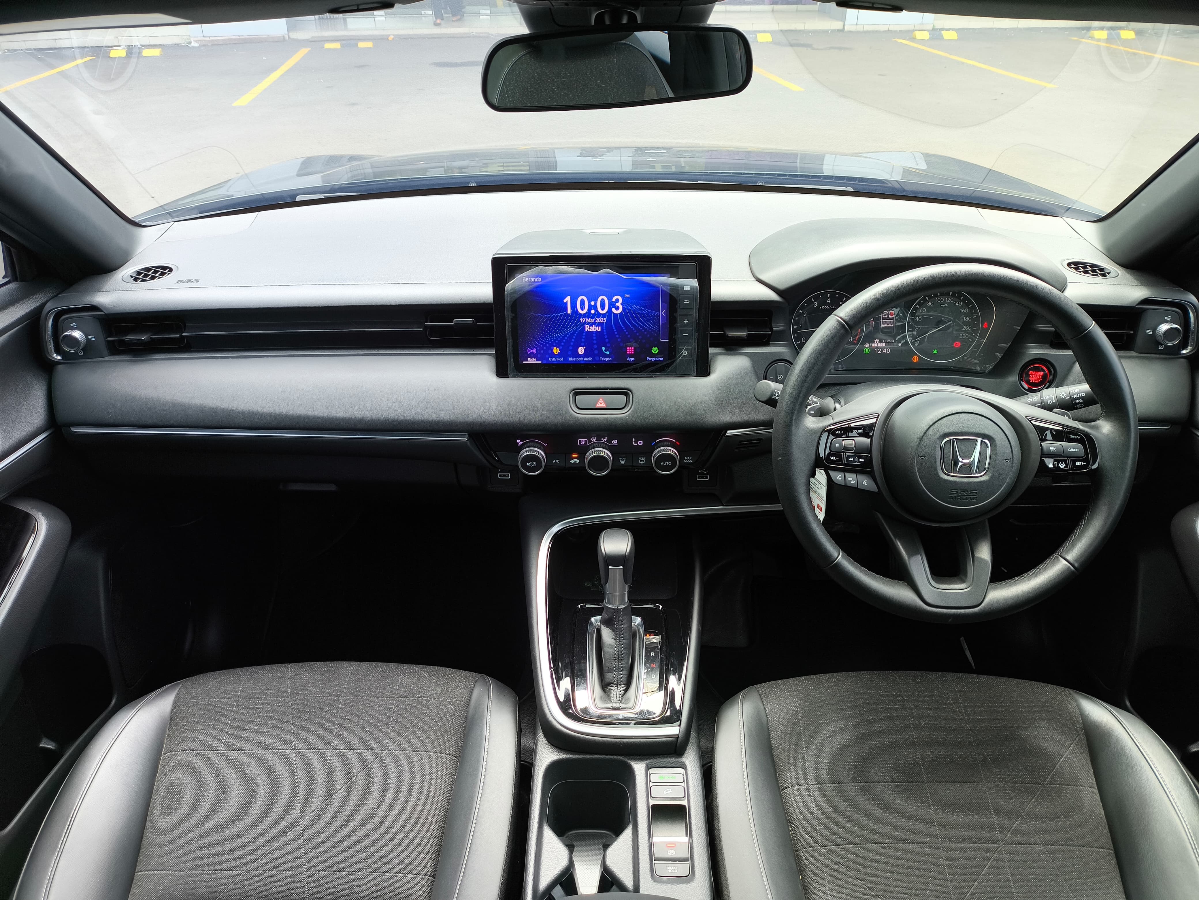 2023 Honda HRV 1.5L SE CVT 2023 Honda HRV 1.5L SE CVT