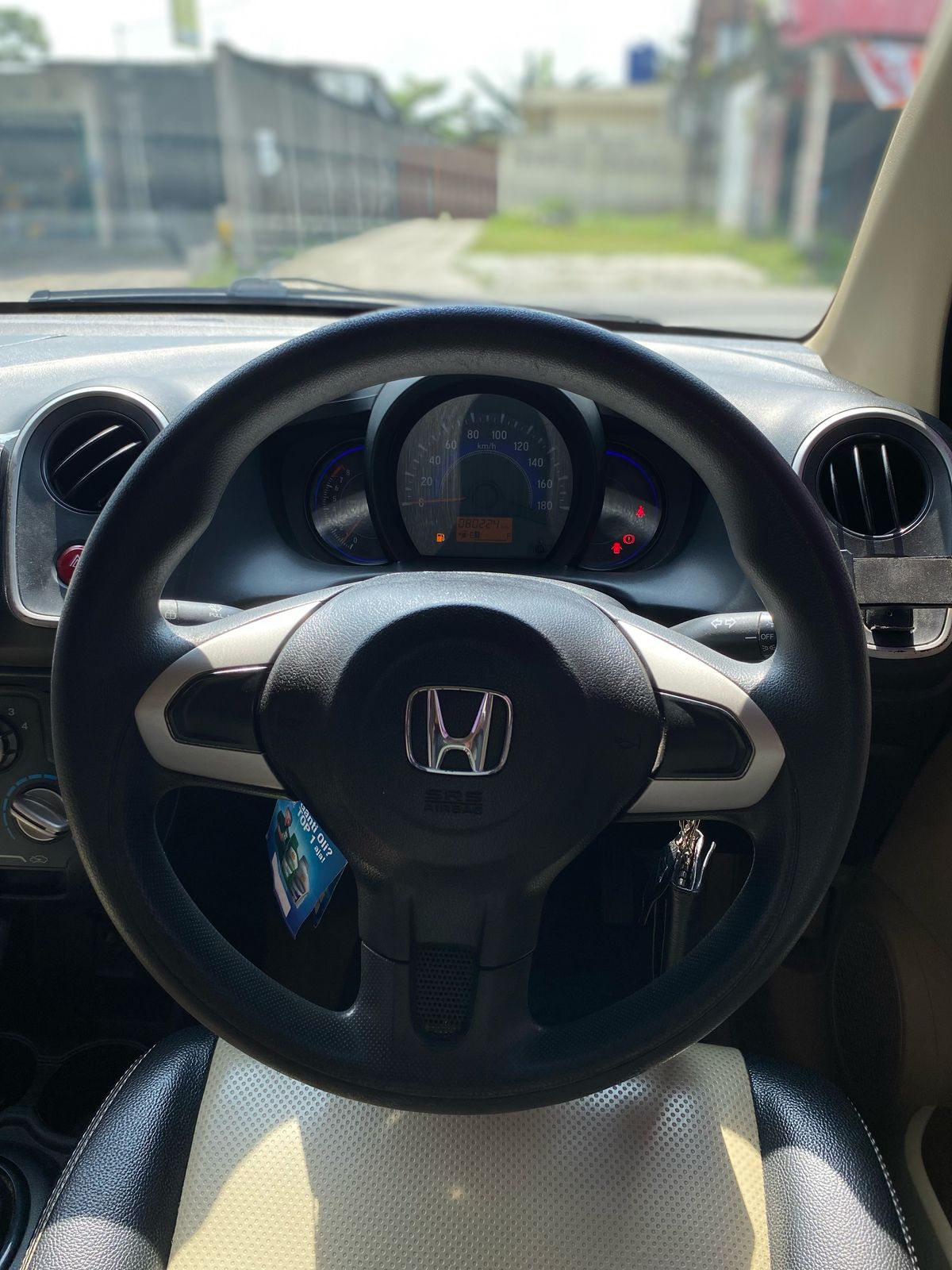 2014 Honda Mobilio  E  MT 2014 Honda Mobilio  E  MT