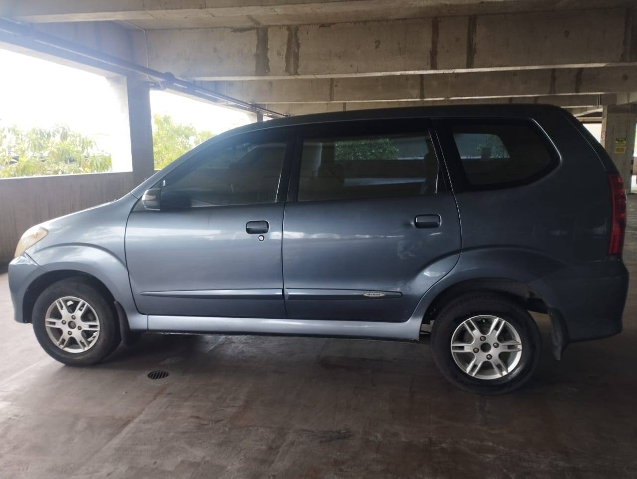 2009 Daihatsu Xenia 1.3 R CVT 2009 Daihatsu Xenia 1.3 R CVT