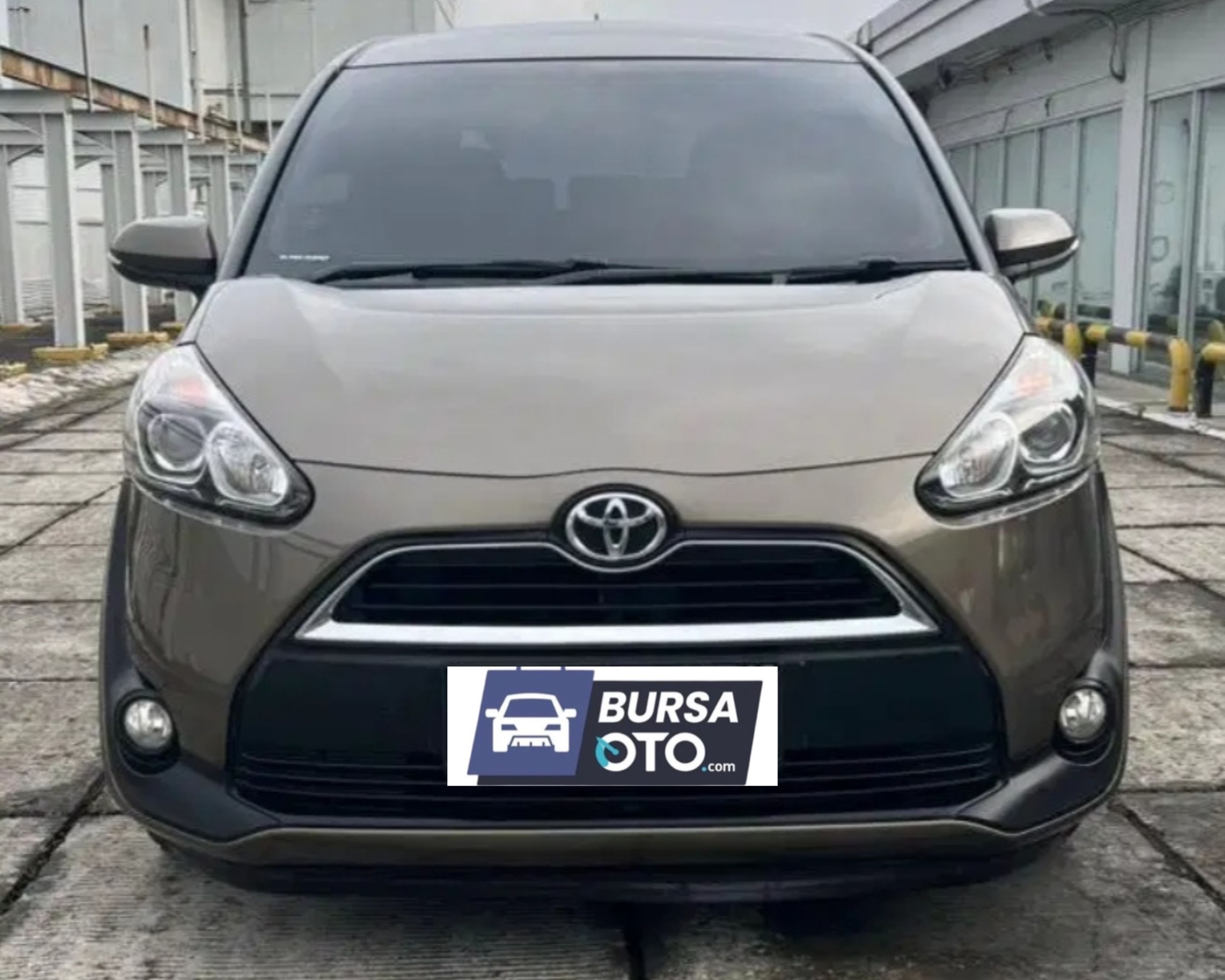 2017 Toyota Sienta Bekas 2017 Toyota Sienta Bekas