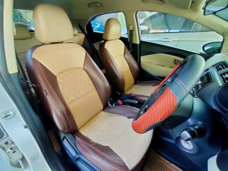 2014 Kia Rio  1.4 M Bensin MT 2014 Kia Rio  1.4 M Bensin MT