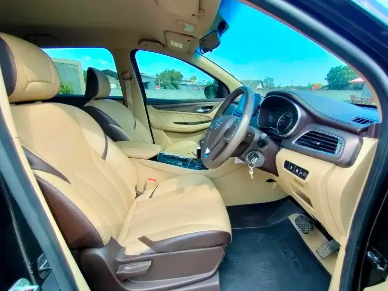 2018 Wuling Cortez 1.8 C Lux Plus i-AMT 2018 Wuling Cortez 1.8 C Lux Plus i-AMT