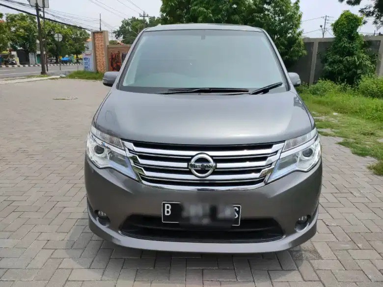 Second Hand 2017 Nissan Serena  2.0 X Second Hand 2017 Nissan Serena  2.0 X