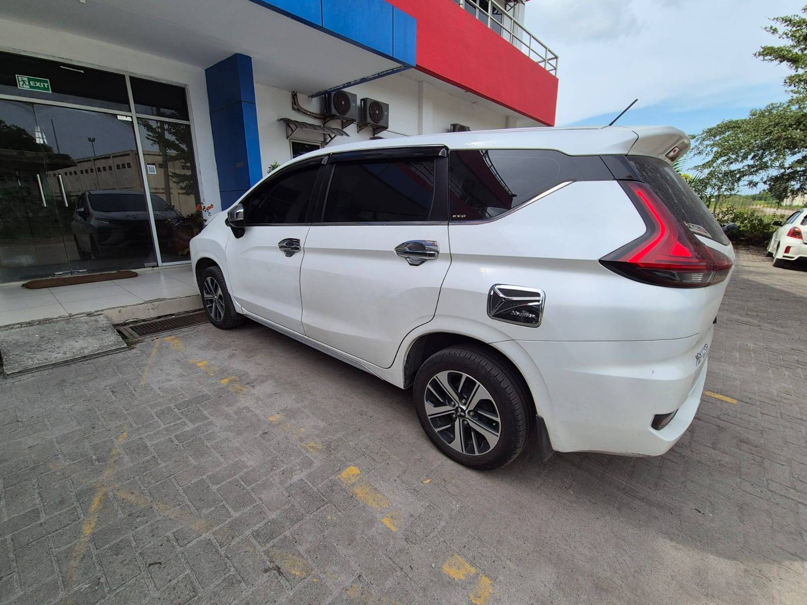 2019 Mitsubishi Xpander Ultimate CVT 2019 Mitsubishi Xpander Ultimate CVT