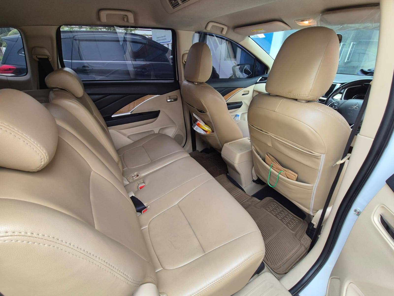 2019 Mitsubishi Xpander Ultimate CVT 2019 Mitsubishi Xpander Ultimate CVT