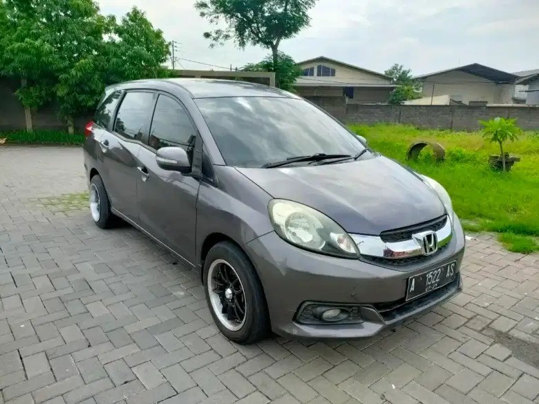 2015 Honda Mobilio  E  MT 2015 Honda Mobilio  E  MT