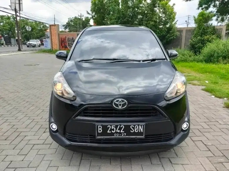 2016 Toyota Sienta E MT Bekas 2016 Toyota Sienta E MT Bekas