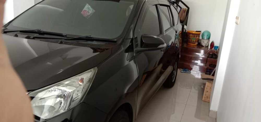 Old 2018 Daihatsu Sigra  1.2 R MT 1.2 R MT