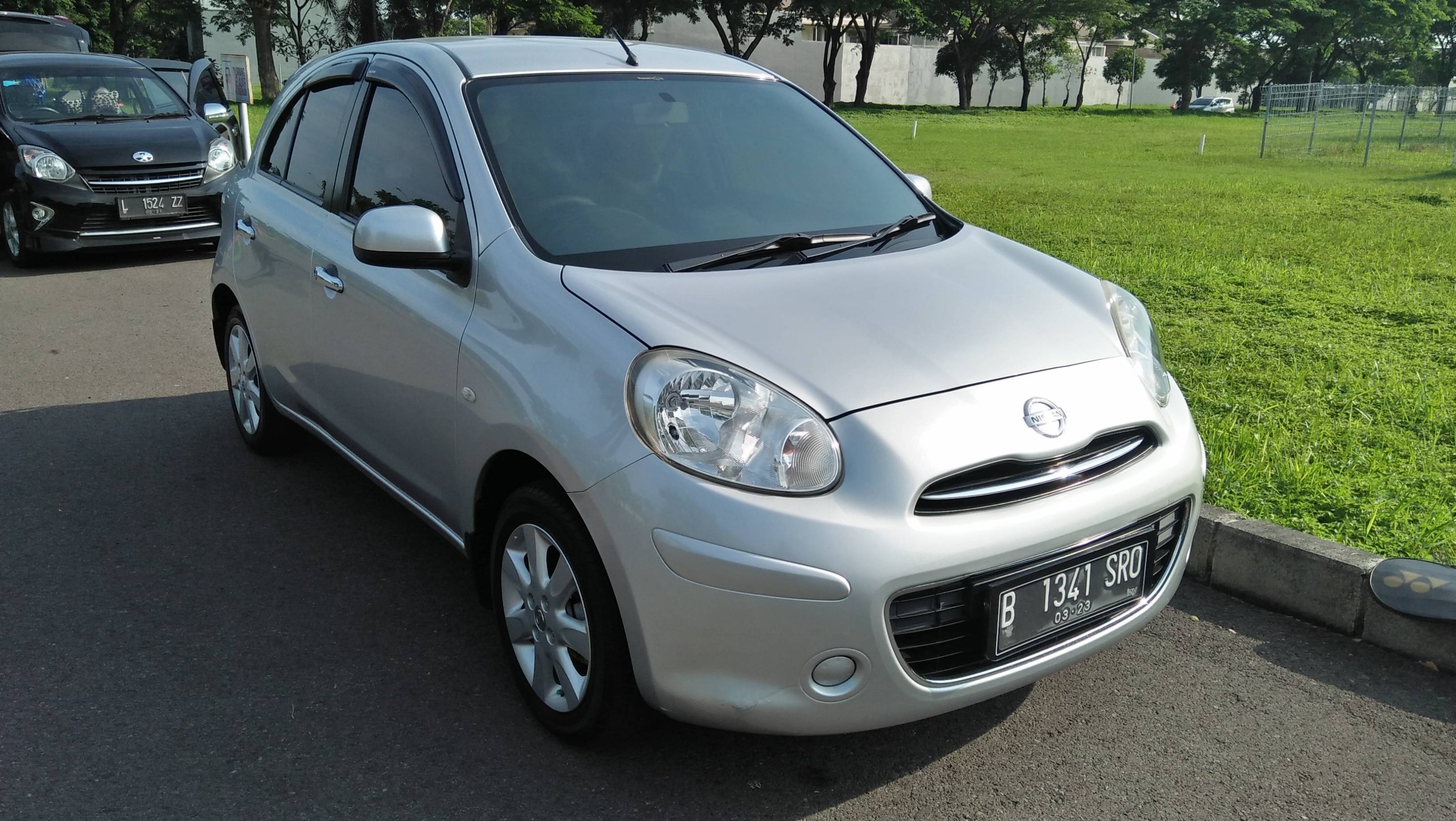Old 2013 Nissan March  1.2 MT 1.2 MT