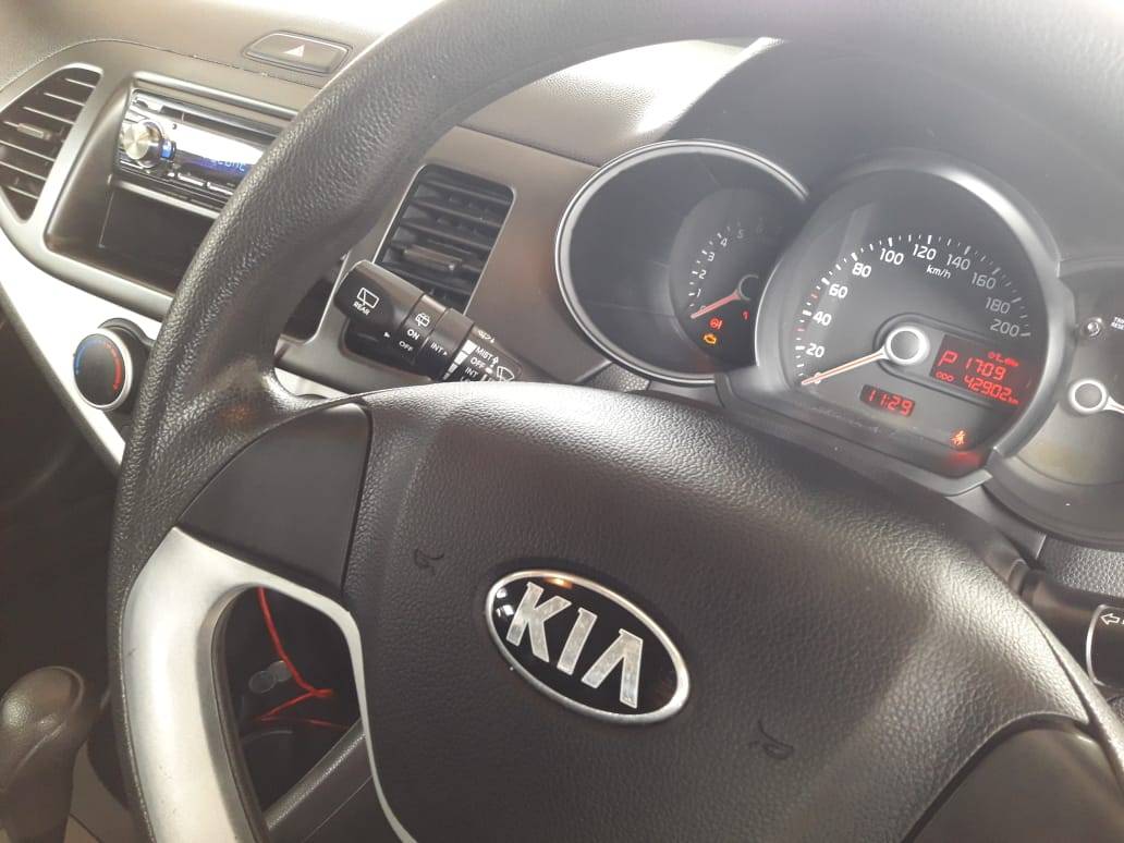 Dijual 2013 Kia Picanto AT AT Bekas