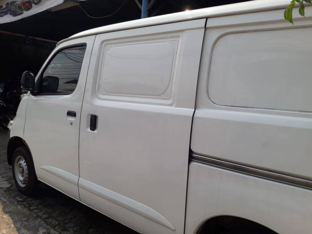 Dijual 2016 Daihatsu Gran Max MB Minibus 1.3L D Blind Van MT Minibus 1.3L D Blind Van MT Bekas