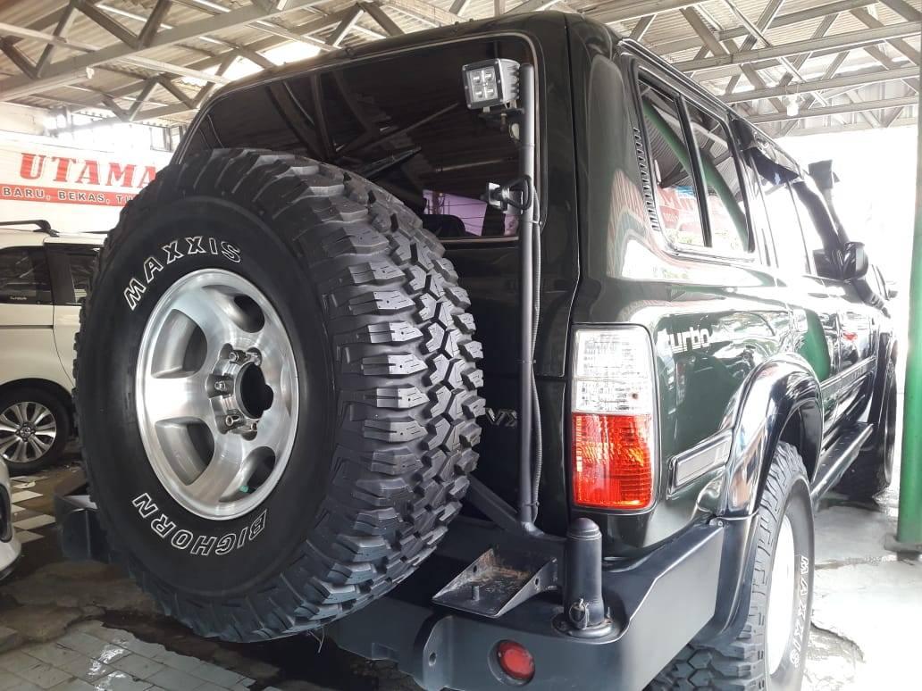 Old 1995 Toyota Land Cruiser 80 VX STD 4.2L MT 80 VX STD 4.2L MT