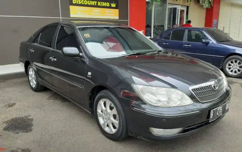 2005 Toyota Camry  2.4 G AT 2.4 G AT bekas