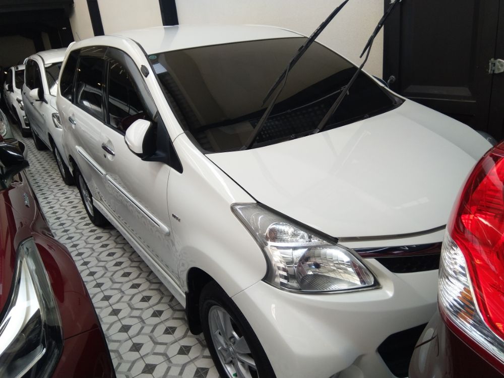 2013 Toyota Avanza Veloz  1.5 AT 1.5 AT bekas