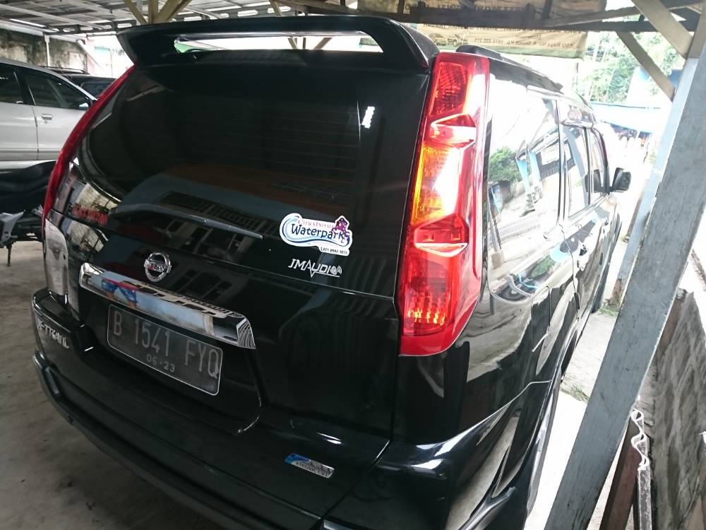 Dijual 2009 Nissan X-Trail  2.0L 6CVT 2.0L 6CVT Bekas