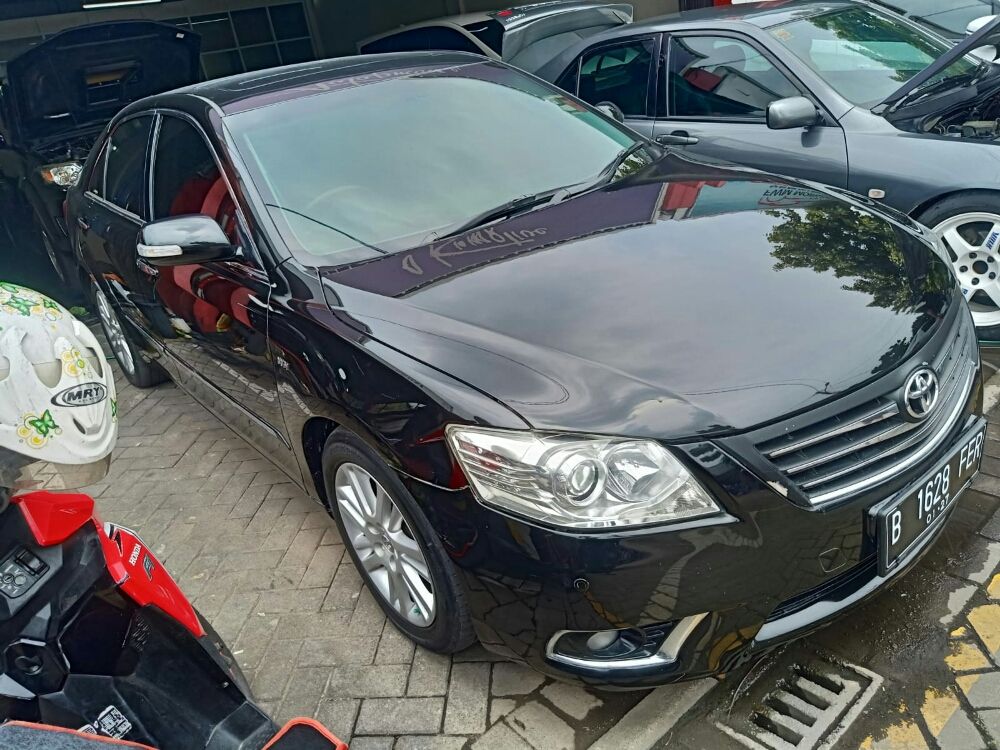 Old 2010 Toyota Camry  3.5 Q AT 3.5 Q AT
