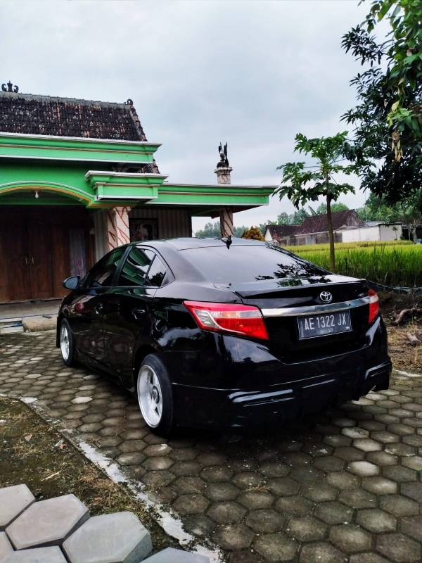 Old 2014 Toyota Limo 1.5 STD TAXI 1.5 STD TAXI