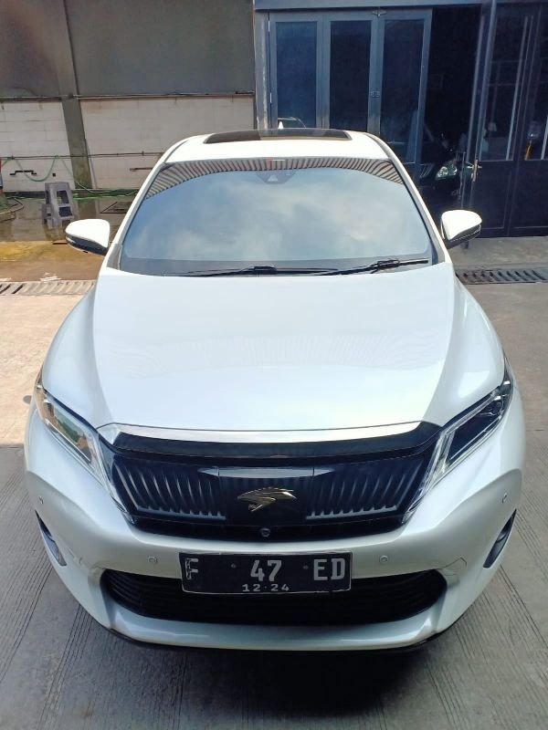 2014 Toyota Harrier 2.0L AT