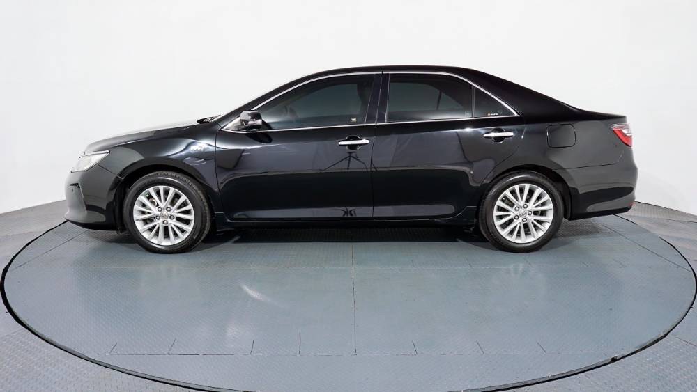 Used 2016 Toyota Camry V 2.5L AT V 2.5L AT for sale