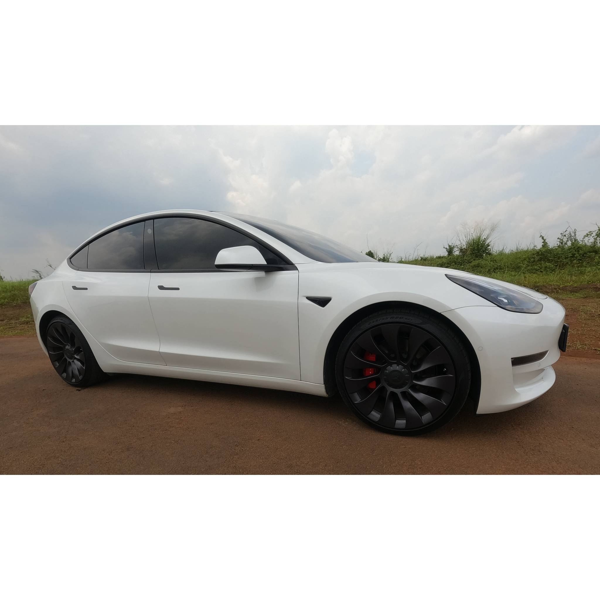 Dijual 2021 Tesla Model 3 Performance Performance Bekas