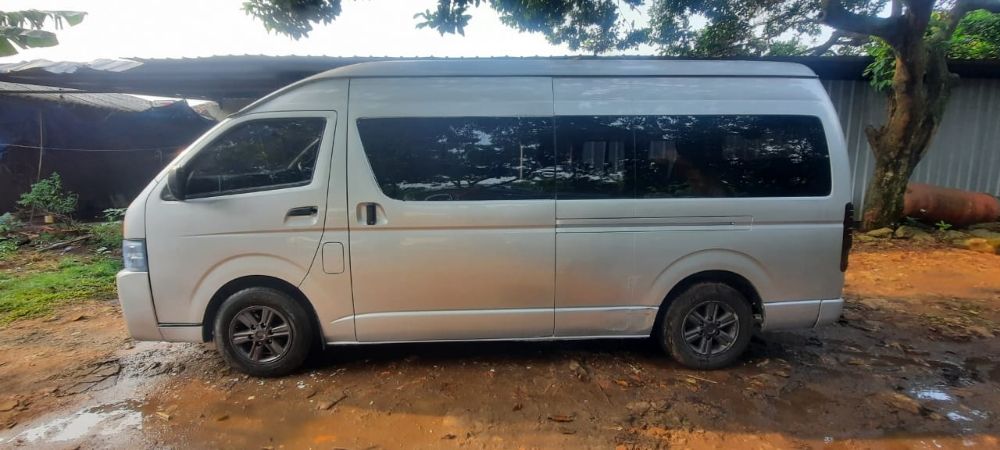 Old 2015 Toyota Hiace Commuter Manual Commuter Manual