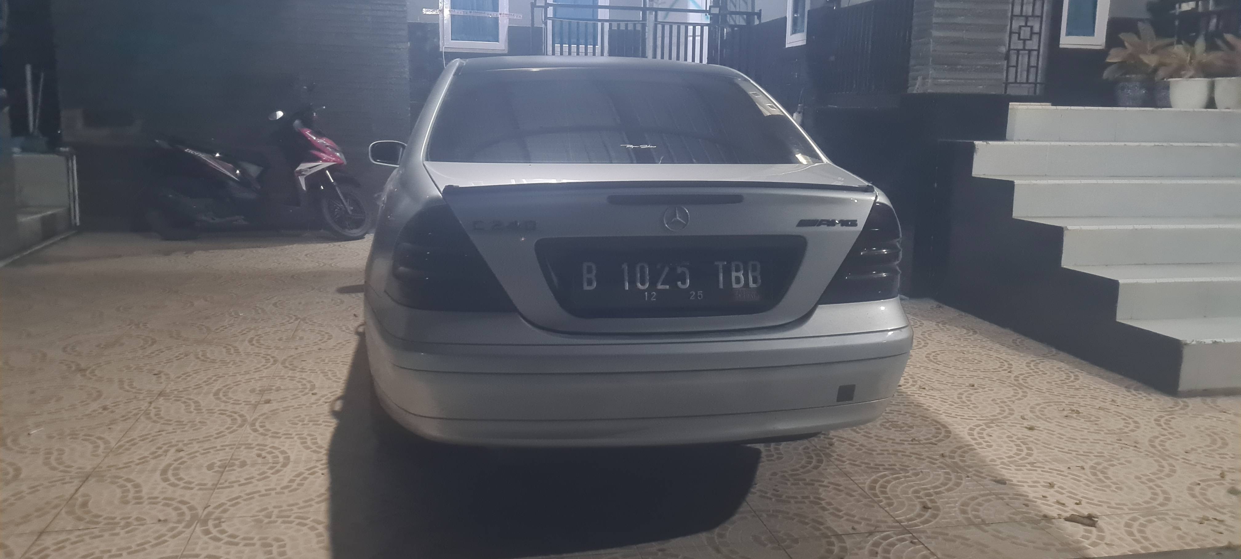 Used 2004 Mercedes Benz C-Class  C 240 AT C 240 AT for sale
