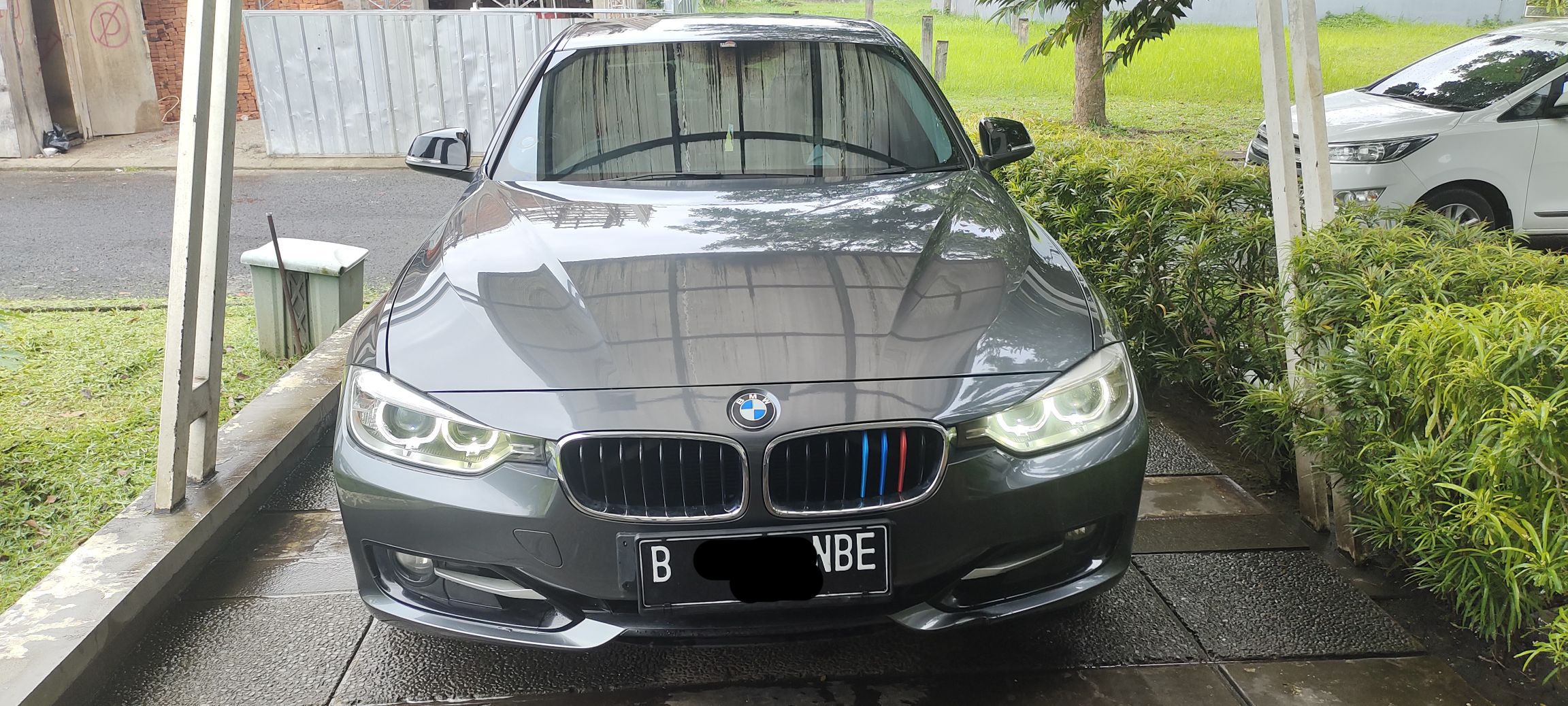 2014 BMW 3 Series Sedan 320i Sport Bekas