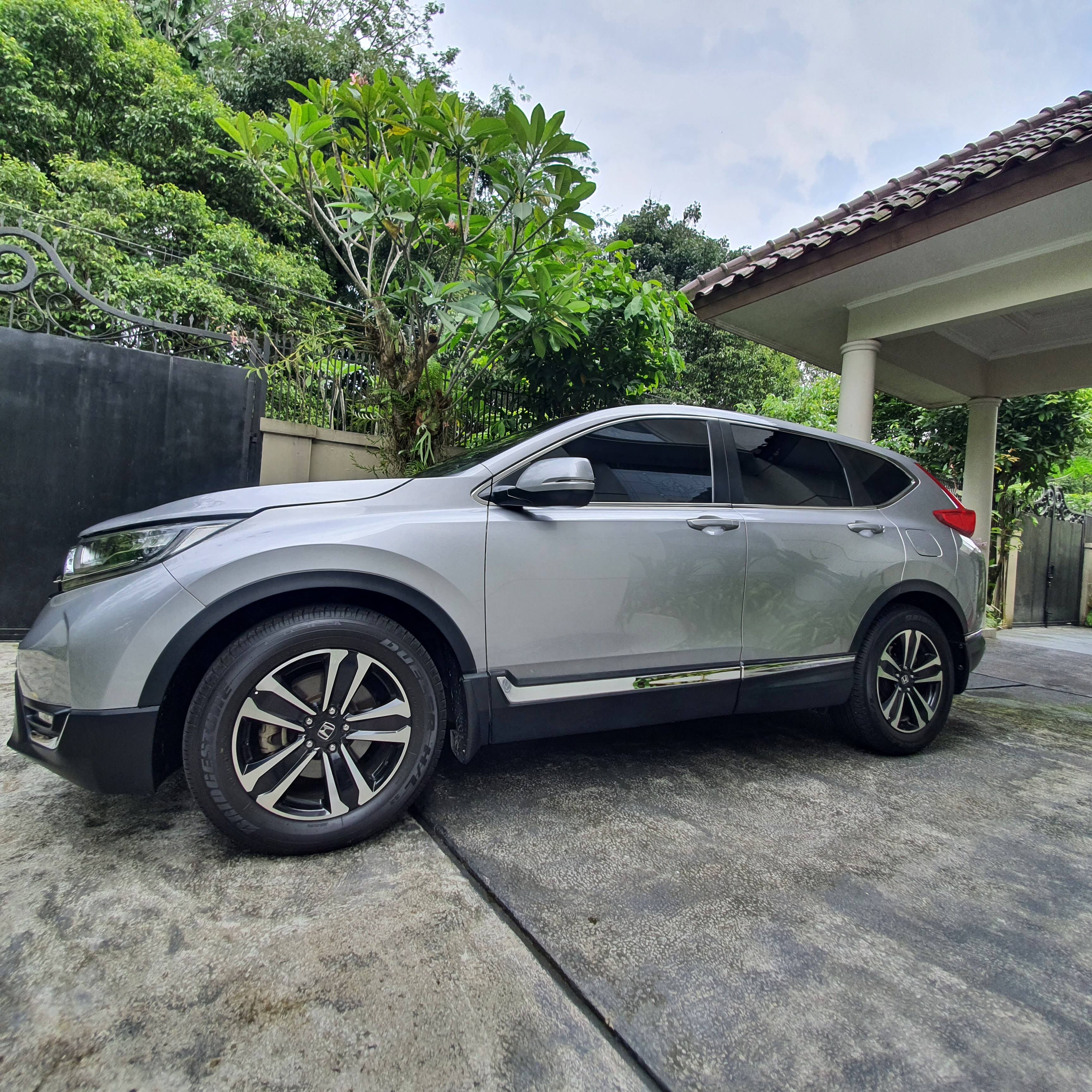 2017 Honda CRV  1.5L Turbo AT 2017 Honda CRV  1.5L Turbo AT