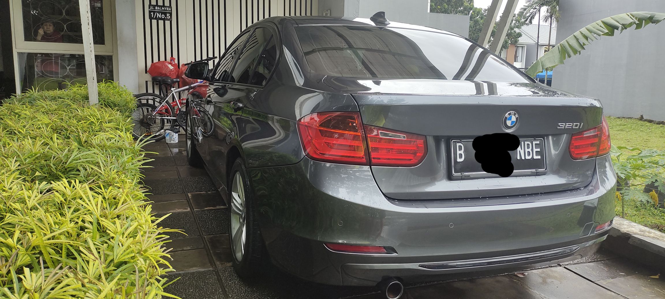 2014 BMW 3 Series Sedan 320i Sport 2014 BMW 3 Series Sedan 320i Sport