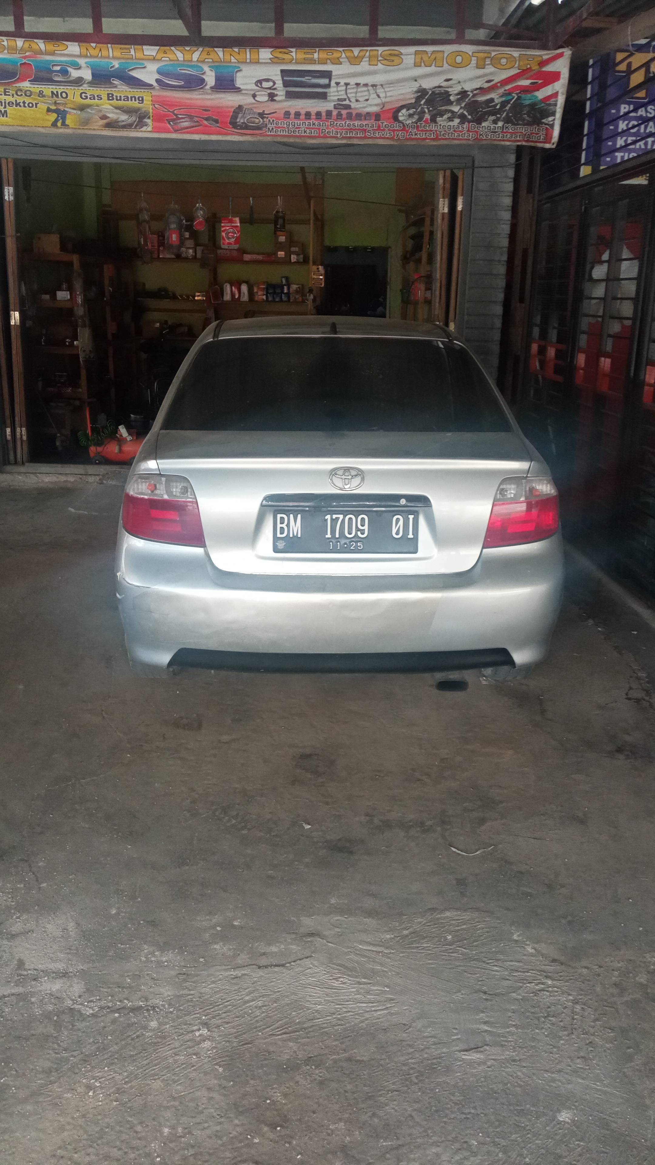 2004 Toyota Vios  E MT 2004 Toyota Vios  E MT