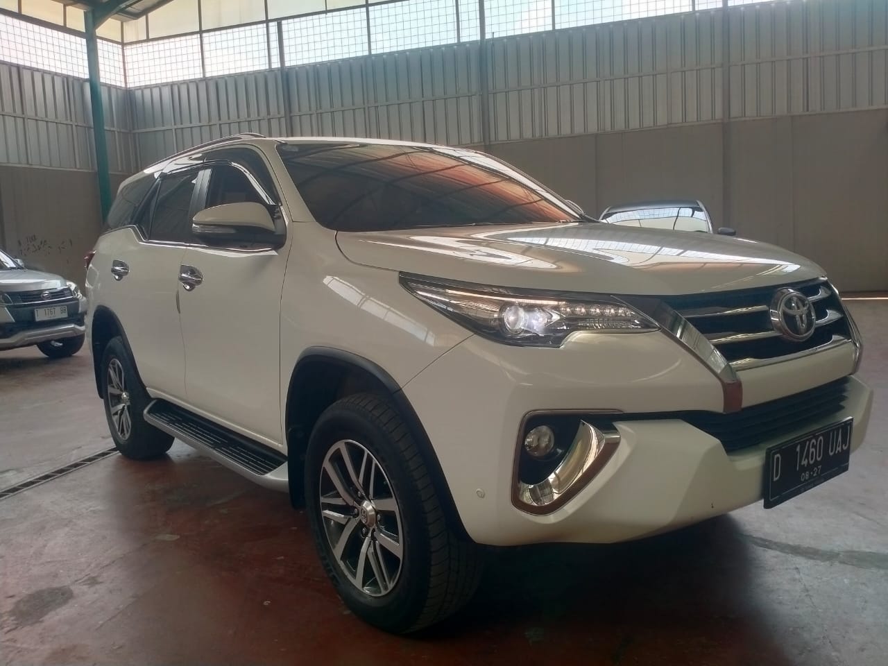 2017 Toyota Fortuner 2.4 VRZ AT 2017 Toyota Fortuner 2.4 VRZ AT