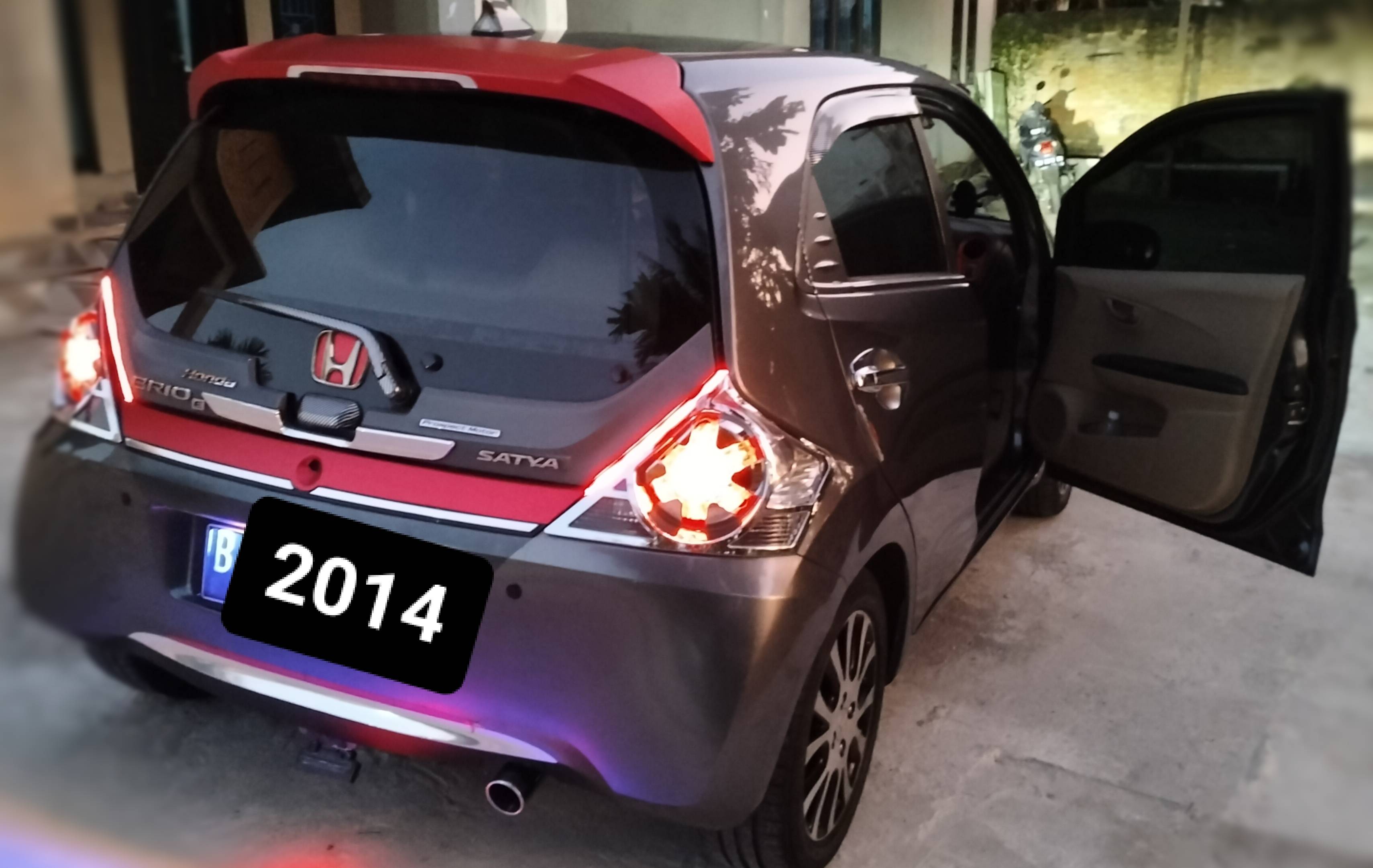 2014 Honda Brio IVTEC E 1.2L MT 2014 Honda Brio IVTEC E 1.2L MT