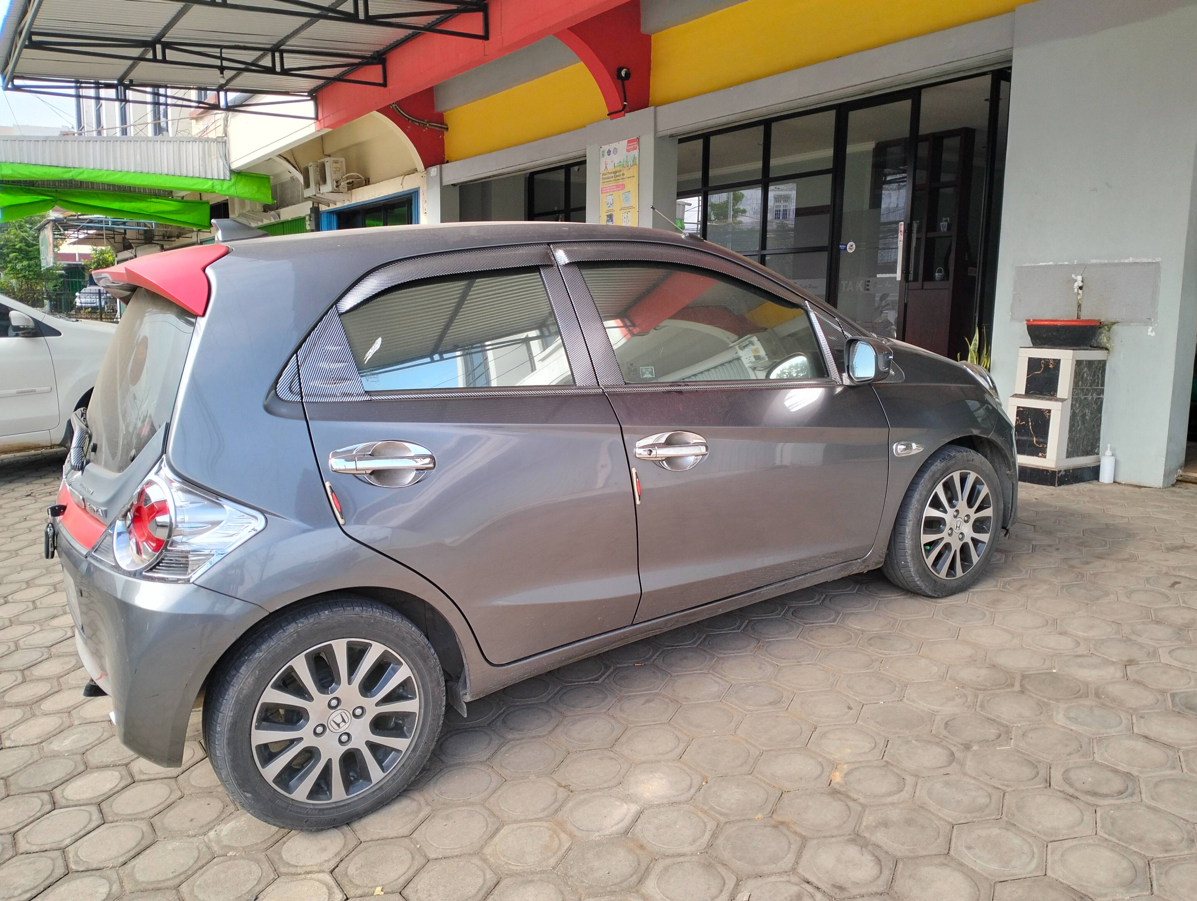 2014 Honda Brio IVTEC E 1.2L MT 2014 Honda Brio IVTEC E 1.2L MT