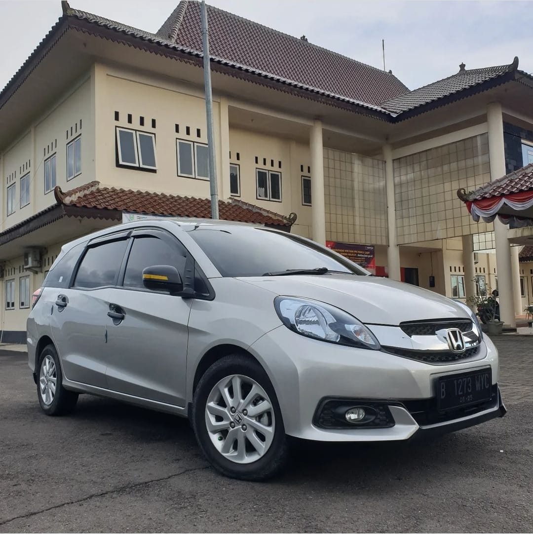 2014 Honda Mobilio E MT Bekas 2014 Honda Mobilio E MT Bekas