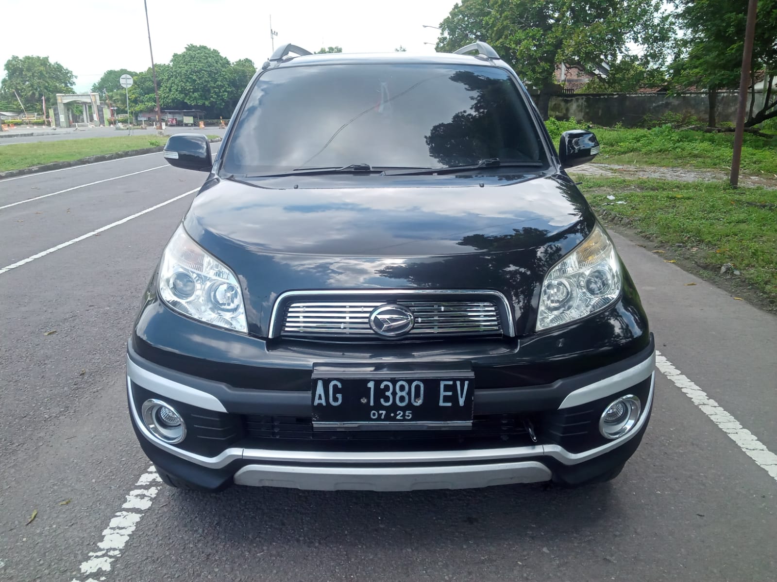 Second Hand 2009 Daihatsu Terios Second Hand 2009 Daihatsu Terios