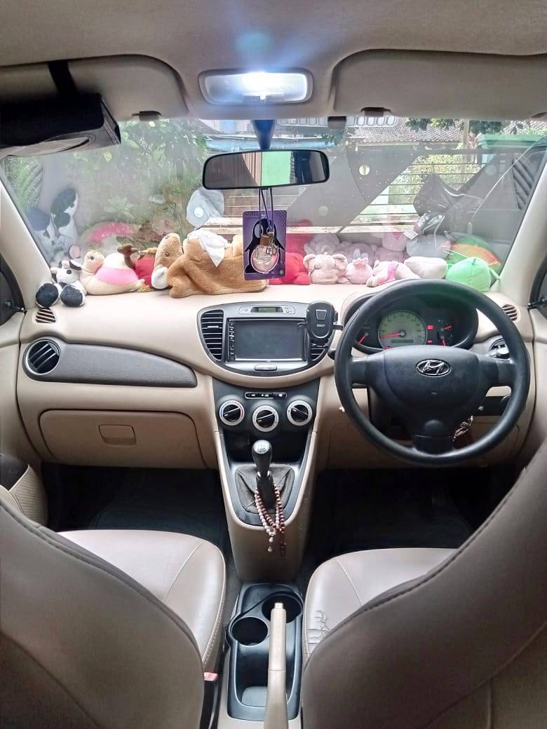 2010 Hyundai i10 GL 1.1L MT 2010 Hyundai i10 GL 1.1L MT