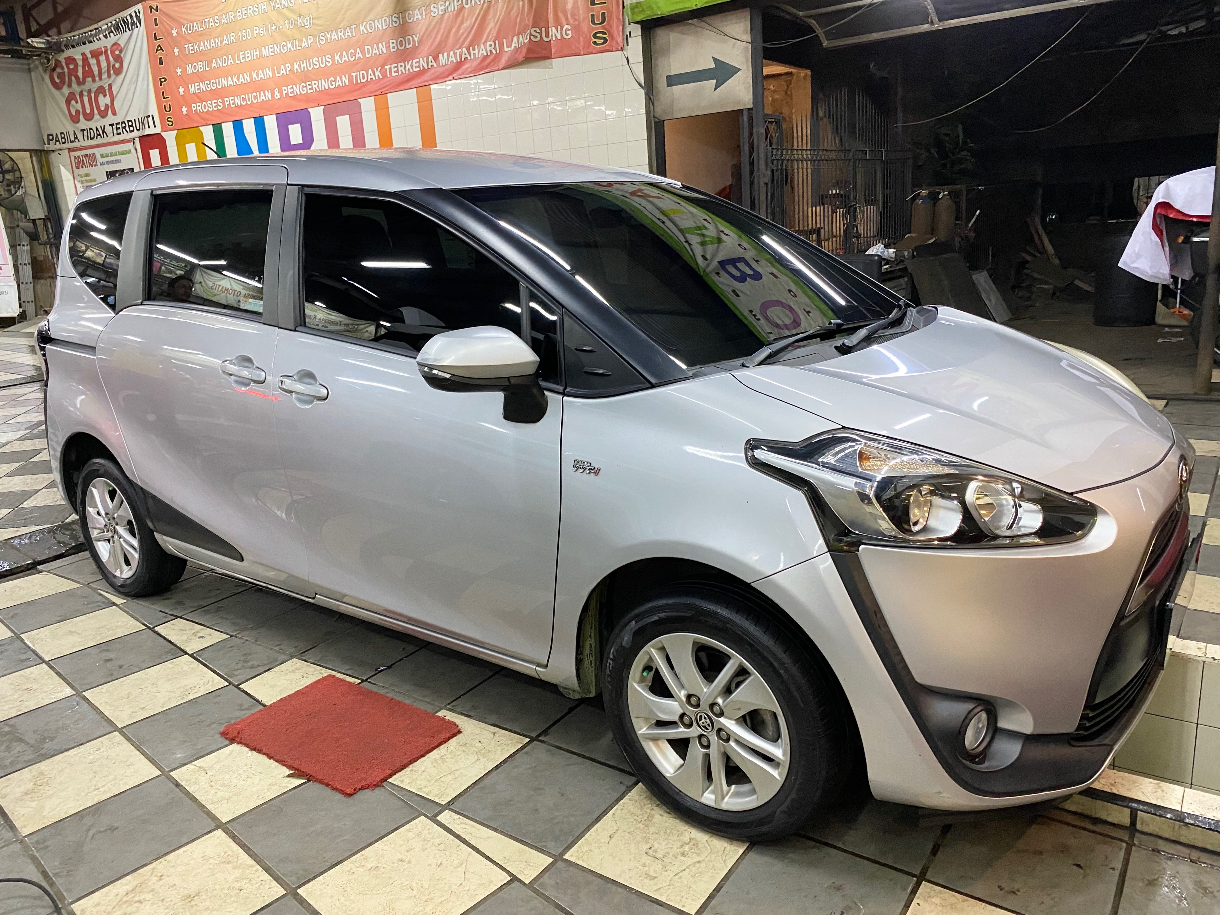 2017 Toyota Sienta G CVT Bekas 2017 Toyota Sienta G CVT Bekas