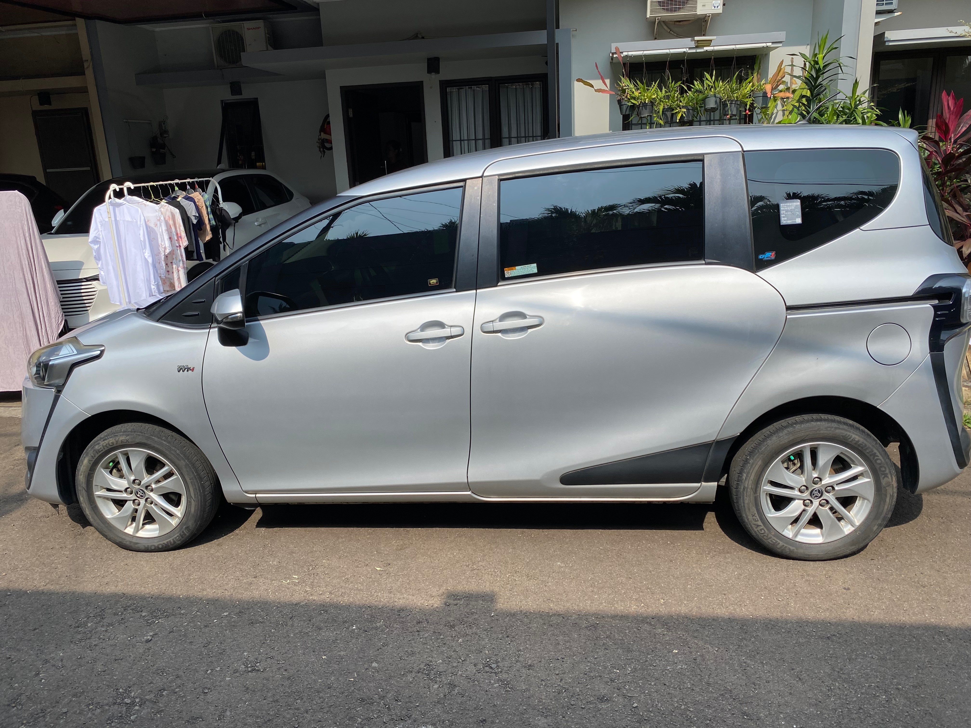 2017 Toyota Sienta G CVT 2017 Toyota Sienta G CVT