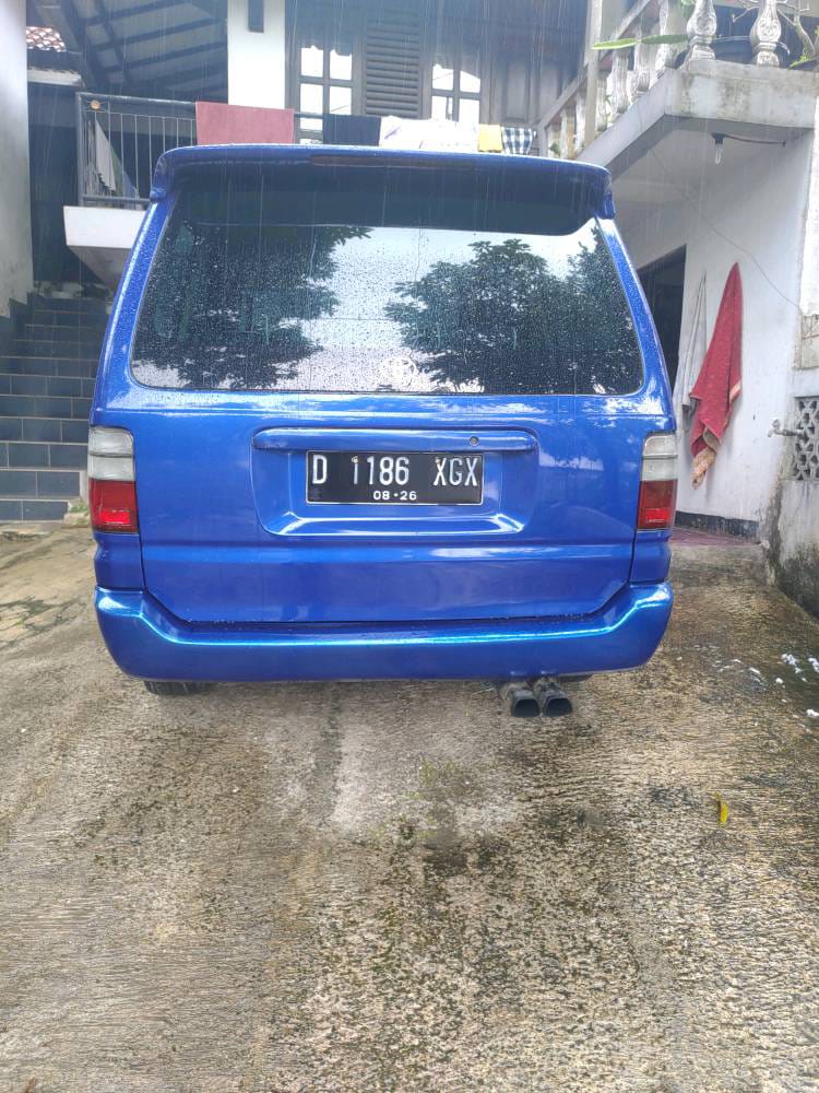 2002 Toyota Kijang  1.8L Krista Type 2002 Toyota Kijang  1.8L Krista Type