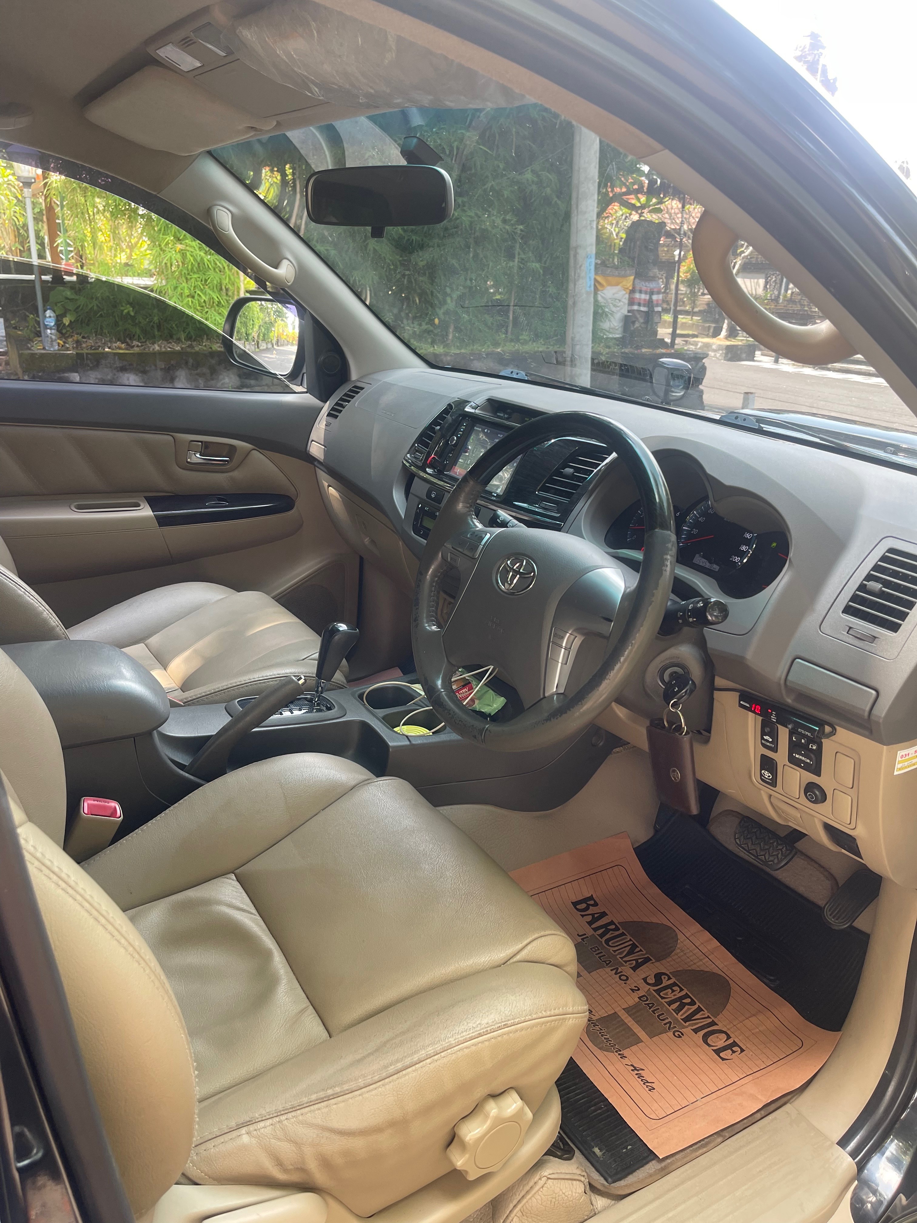 2012 Toyota Fortuner  4X2 2.5 G AT DIESEL 2012 Toyota Fortuner  4X2 2.5 G AT DIESEL