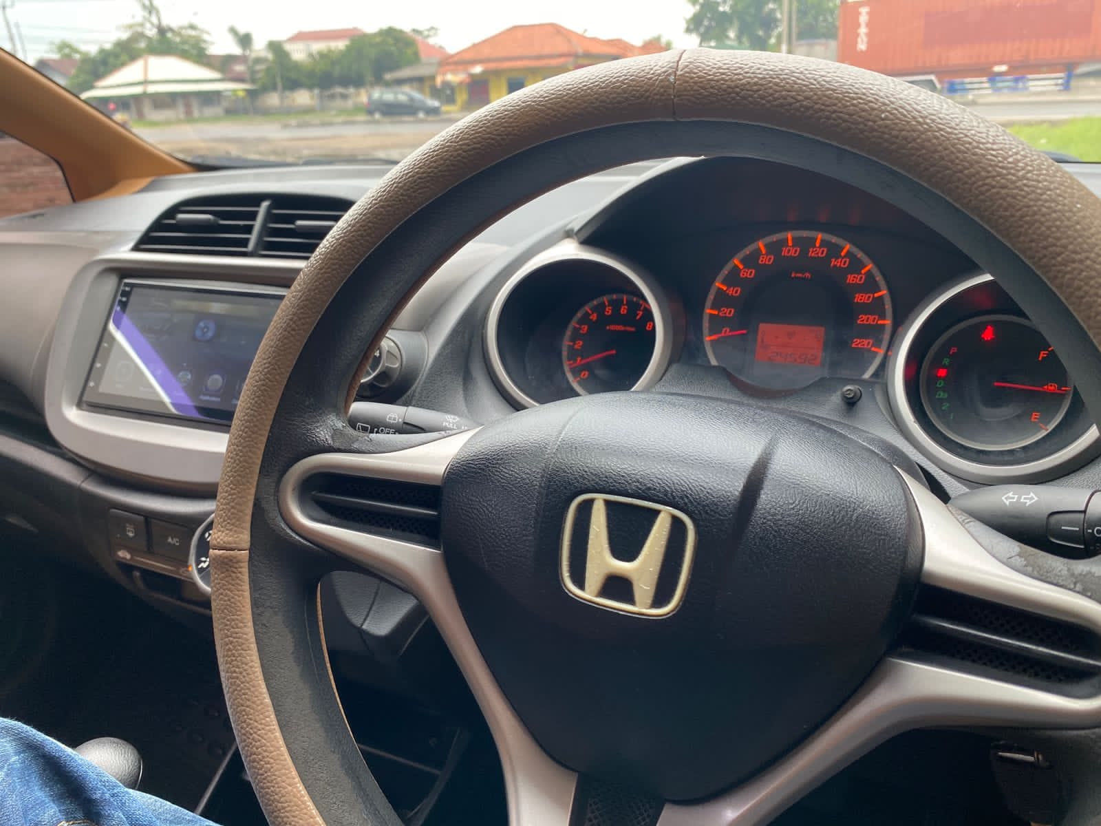 2011 Honda Jazz  1.5 GE8 MT 2011 Honda Jazz  1.5 GE8 MT