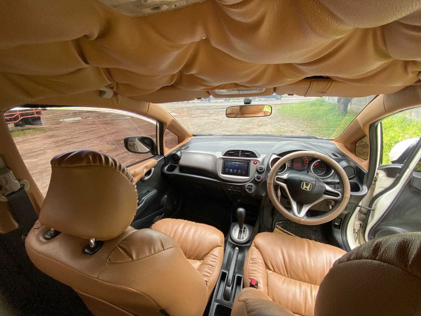 2011 Honda Jazz  1.5 GE8 MT 2011 Honda Jazz  1.5 GE8 MT