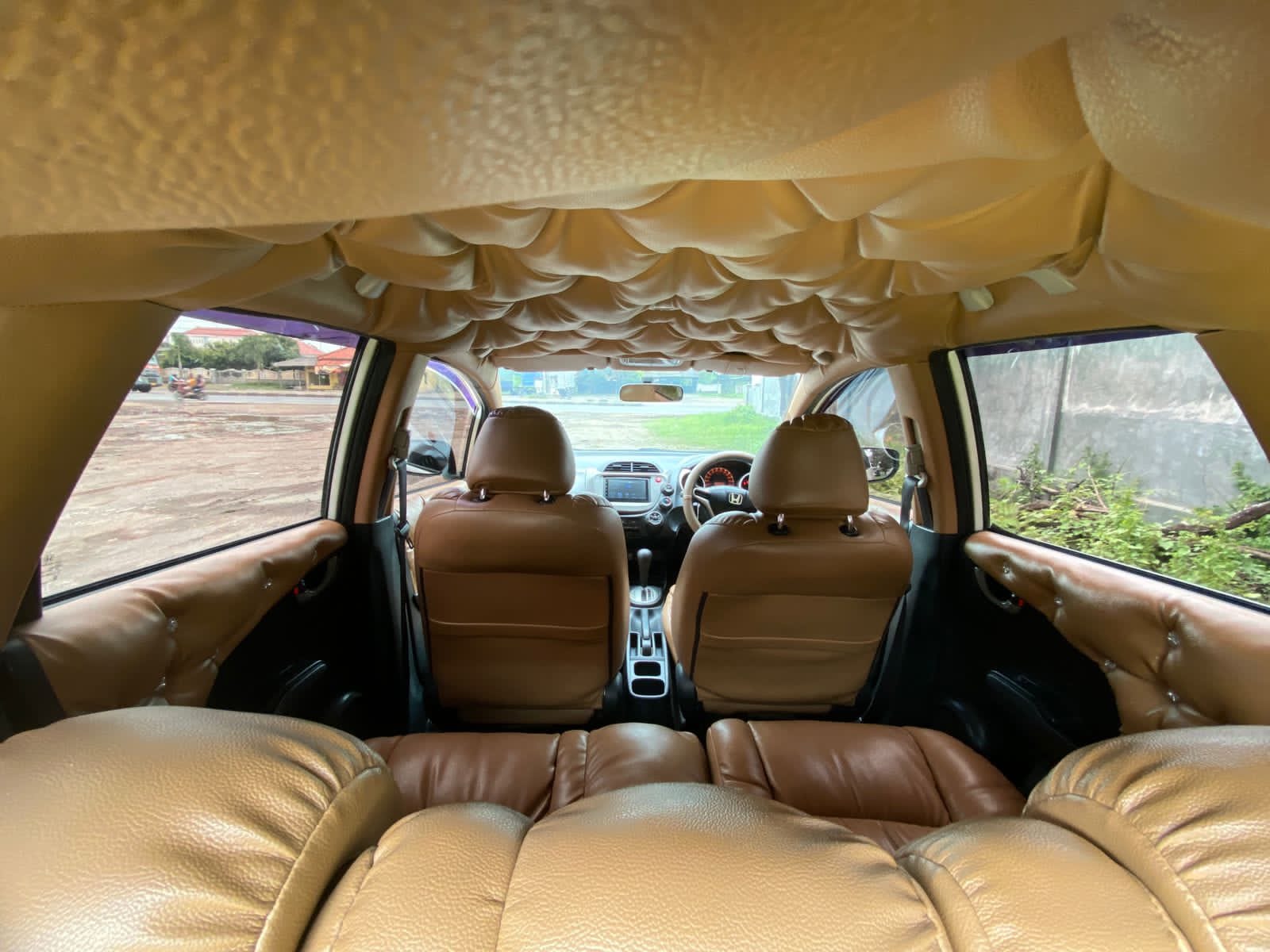 2011 Honda Jazz  1.5 GE8 MT 2011 Honda Jazz  1.5 GE8 MT